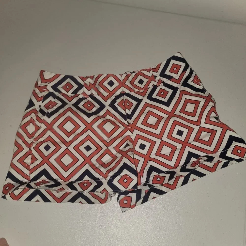 Vineyard Vines Womens Red White Blue Geometric Print Shorts 4